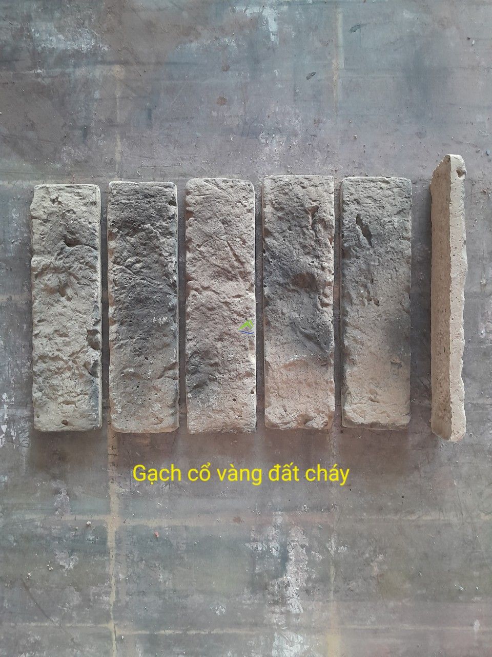 GẠCH CỔ VÀNG ĐẤT CHÁY